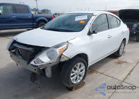2016 Nissan Versa 1.6 Sv z USA, uszkodzony, nr VIN 3N1CN7AP0GL821022